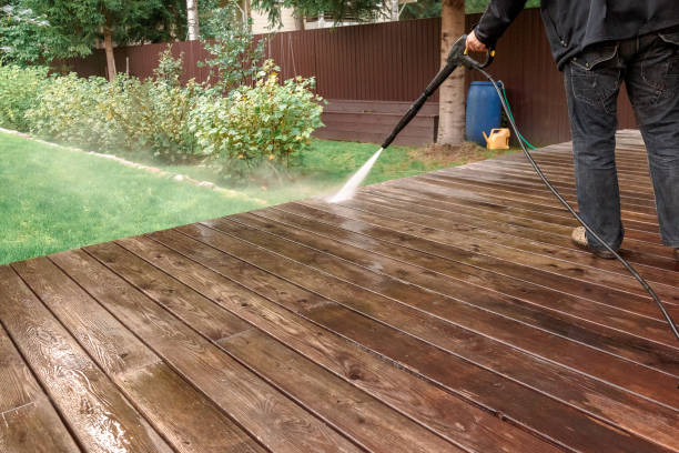 Best Fence Cleaning  in Milan, OH